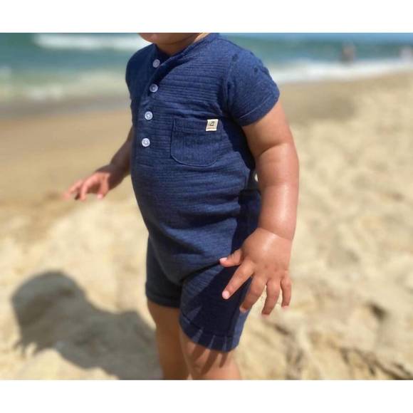 NEW ME & HENRY boy's camborne henley romper in navy - Picture 2 of 3